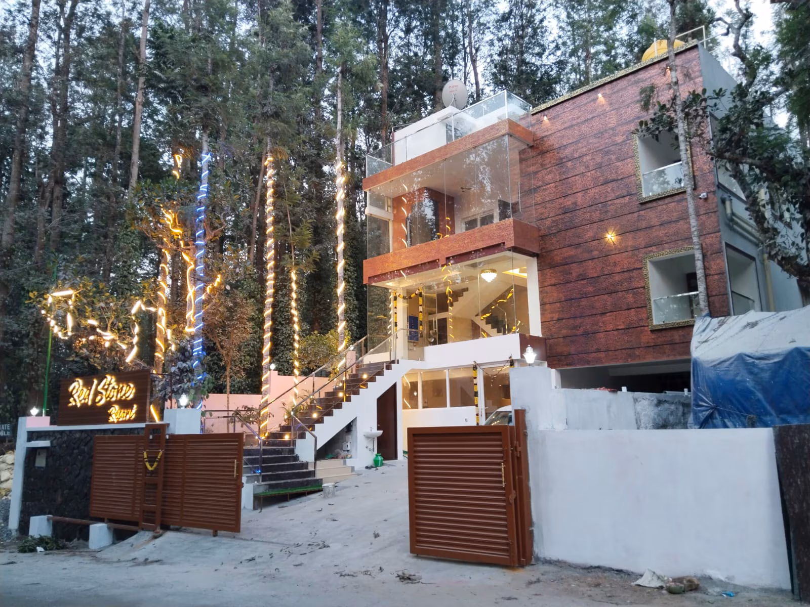 https://homesloc.com/uploads/6cbf637e-2dec-408d-8757-6780d4c86106-1736244964.avif
